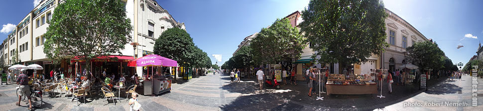 Kossuth Lajos Street - Keszthely, Mađarska - Panorama foto (panoramska slika)