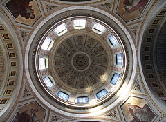 The dome of the Main Cathedral of Esztergom (Esztergom Basilica) from inside - Esztergom (Ostřihom), Maďarsko