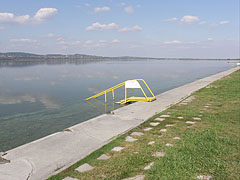 The free beach of Agárd in autumn - Agárd, Maďarsko