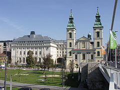 The Március 15. Square from the Elisabeth Bridge - Budapešť, Maďarsko