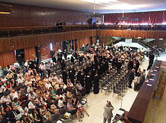 The graduation ceremony of the Szent István University YBL Miklós Faculty of Architecture and Civil Engineering in the ceremonial hall - Budapešť, Maďarsko