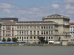 The Budapest headquarters of the Hungarian Academy of Sciences (HAS, in Hungarian "Magyar Tudományos Akadémia" or MTA) - Budapeşte, Macaristan