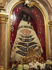 Chapel of Loreto, on the alter it is the copy of the Virgin Mary statue of Loreto, carved of cedar wood - Gödöllő, Macaristan