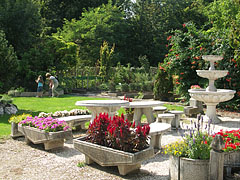 Stone garden furnitures and a fountain in the plant nursery - Gödöllő, Macaristan