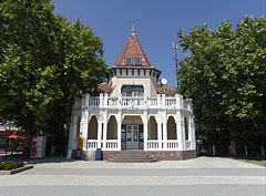 Building of the boat station - Révfülöp, Macaristan