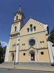 The Roman Catholic Visitation of the Blessed Virgin Mary's Parish Church - Siófok, Macaristan