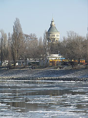 The Margaret Island and its Water Tower in winter - Budapesta, Ungaria