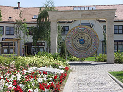 World Peace Gong - Gödöllő, Ungaria