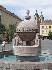 The "Globus cruciger" ("cross-bearing orb") fountain at the Episcopal Palace - Székesfehérvár, Ungaria