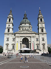 The Roman Catholic St. Stephen's Basilica - Budapest, Ungheria