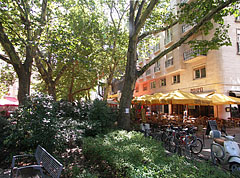 Park and restaurants - Budapest, Ungheria