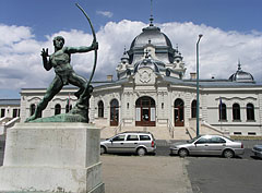 The skating hall building of the City Park Ice Rink (in Hungarian "Városligeti Műlyégpálya") - Budapest, Hongrie