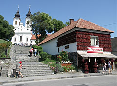 The Paprika House and the wide stairs that lead to the abbey church - Tihany, Unkari