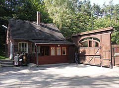 The entrance of the Veszprém Zoo at Fejes-völgy ("Fejes Valley") - Veszprém, Unkari