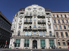 Head office of the Merkantil Bank (formerly: First Hungarian Post Office Savings Bank) - Budimpešta, Madžarska