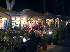 Night life in the restaurants in summertime - Siófok, Węgry