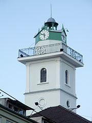 The fire watching turret with a clock on the National Theater of Miskolc - Miskolc (Мишкольц), Венгрия