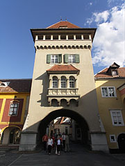 The Heroes' Tower or Heroes' Gate, today it is the Town Museum - Kőszeg, Угорщина