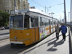 A yellow tram 2 - Budapest, Ungari