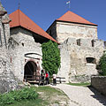 The gate of the inner castle with a drawbridge, and beside it is the Old Tower ("Öregtorony") - Sümeg, Ungari