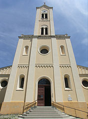 The Roman Catholic Sacred Heart of Jesus Church ("Jézus Szíve templom") - Paks, Mađarska