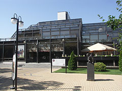 Honvéd Cultural Center (formerly called the Cultural Center of the Hungarian Army) - Budapešť, Maďarsko