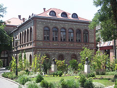 One of the buildings of the Szent István University Faculty of Veterinary Science (former Veterinary Science University) - Budapešť, Maďarsko