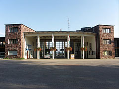 The red sandstone gate of Wesselényi beach - Balatonalmádi, Ungaria