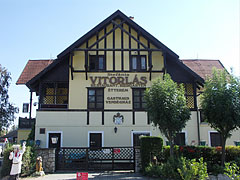 "Vitorlás" restaurant, the ex-clubhouse of Stefánia Yacht club - Balatonfüred, Ungaria