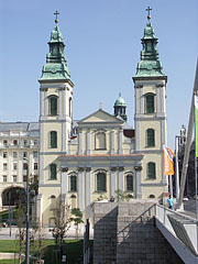 The Inner City Parish Church from the Elisabeth Bridge - Budapesta, Ungaria