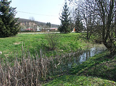 The Sinkár Brook, that divides the village - Csővár, Ungaria