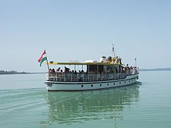The "Tünde" powered excursion ship - Siófok, Hungría