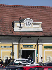 The entrance of the Kolosy Square Market - Budapest, Ungheria