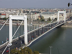 The slender Elisabeth Bridge from the Gellért Hill - Budapest, Ungheria