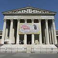 The neo-classical building of the Museum of Fine Arts - Budapest, Ungheria