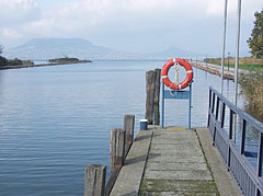 The boat station with a lifebelt on the railing - Fonyód, Ungheria