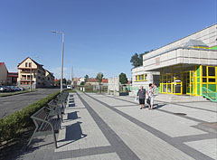 The sports hall of the Secondary School of Energetics of Paks - Paks, Ungheria