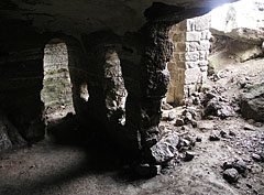 Monk Dwellings, a room in the rock - Tihany, Ungheria