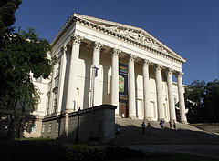 Hungarian National Museum (in Hungarian "Magyar Nemzeti Múzeum") - Budapest, Unkari