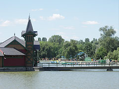 In the distance the beach of Keszthely, and closer the dressing room building can be seen - Keszthely, Madžarska