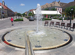 Fountain in the main square - Vác, Węgry