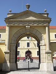 Stone gate of the Pauliner Monastry - Márianosztra, Унгария