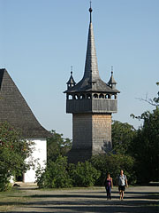 The bell tower (belfry) from Nemesborzova is a symbol of the "Skanzen" open air museum of Szentendre - Szentendre, Унгария