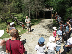 Small briefing before the show - Ipolytarnóc, Hongarije