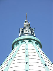 The so-called false dome of the Main Entrance of the Zoo, covered with Zsolnay ceramic tiles - 부다페스트, 헝가리