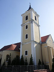 The Holy Trinity Roman Catholic Church on the south-eastern side of the castle hill (at the so-called "Perényi Bastion") - Siklós, 匈牙利