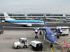 Felszállásra készülődő KLM gép (Boeing 737 típus) - Amszterdam, Hollandia