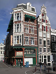 Trading house in the Chinatown Quarter - Amsterodam, Nizozemsko