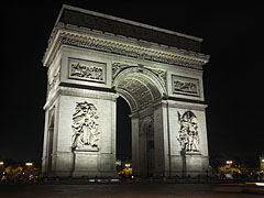 Arc de Triomphe de l'Étoile ("Triumphal Arch of the Star") - Paříž, Francie