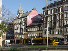 The Grand Bouleward ("Nagykörút") at Boráros Square - Budapešť, Maďarsko